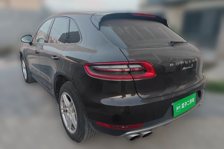 Used Porsche Macan 2017 Macan 2.0T Rear Left 45 Deg