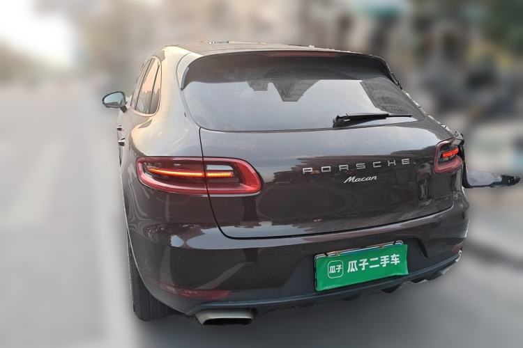 Used Porsche Macan 2017 Macan 2.0T Rear Left 45 Deg