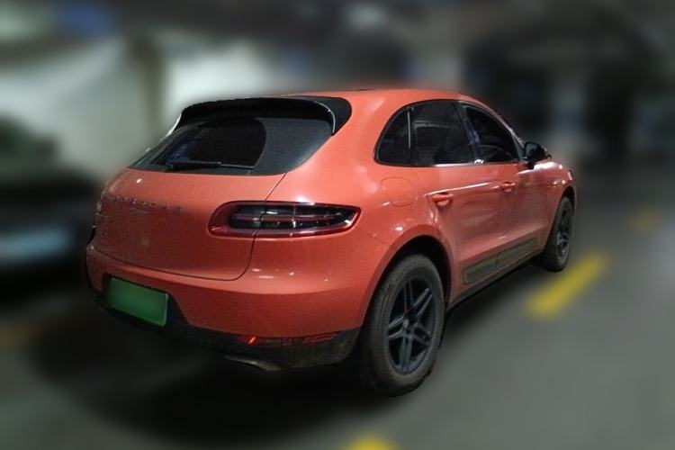 Used Porsche Macan 2017 Macan 2.0T Rear Right 45 Deg