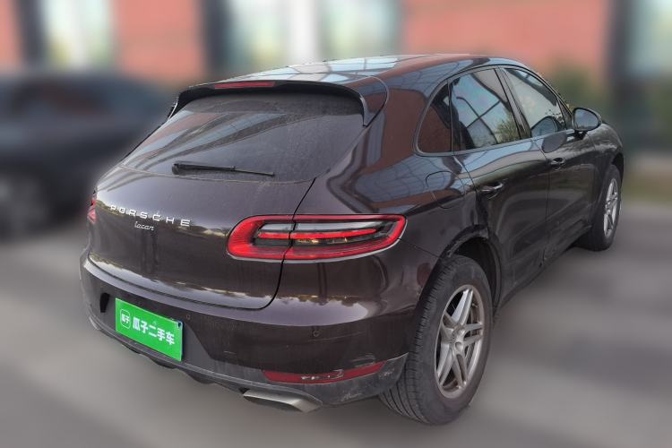 Used Porsche Macan 2017 Macan 2.0T Rear Right 45 Deg