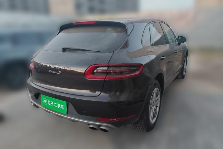 Used Porsche Macan 2017 Macan 2.0T Rear Right 45 Deg