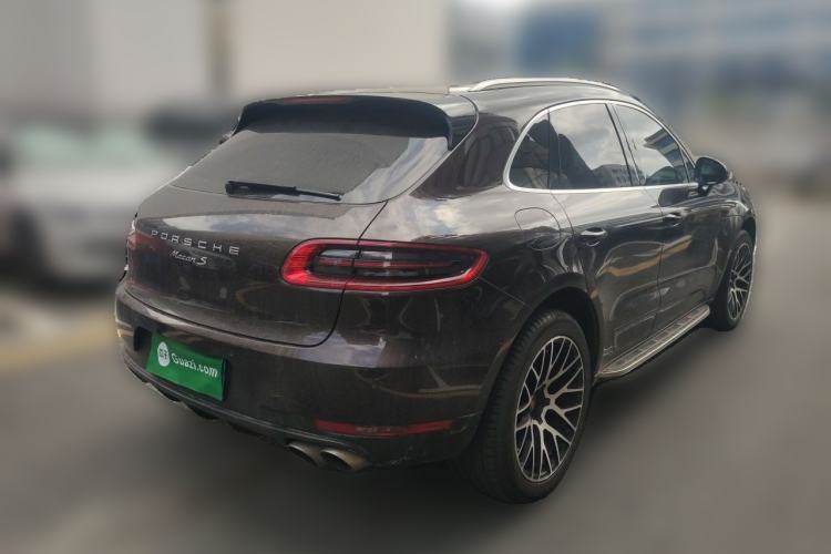 Used Porsche Macan 2017 Macan 2.0T Rear Right 45 Deg