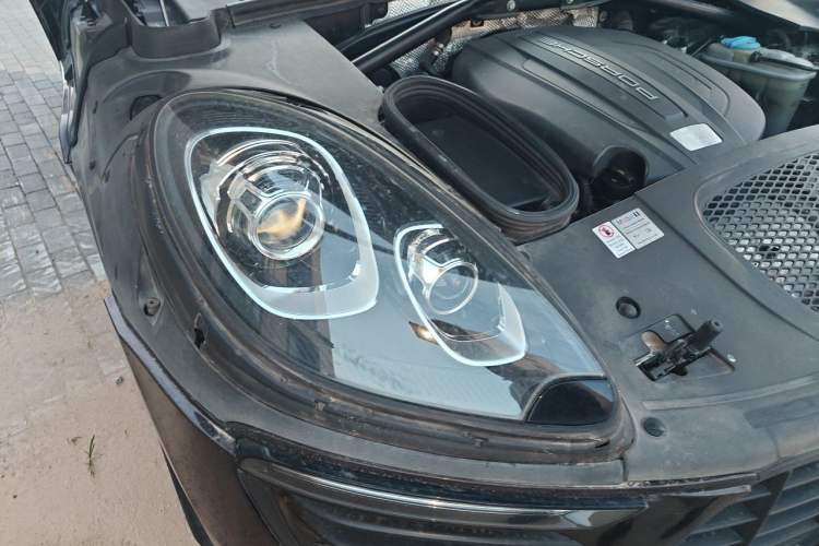 Used Porsche Macan 2017 Macan 2.0T Right Front Headlight