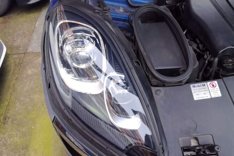 Used Porsche Macan 2017 Macan 2.0T Right Front Headlight