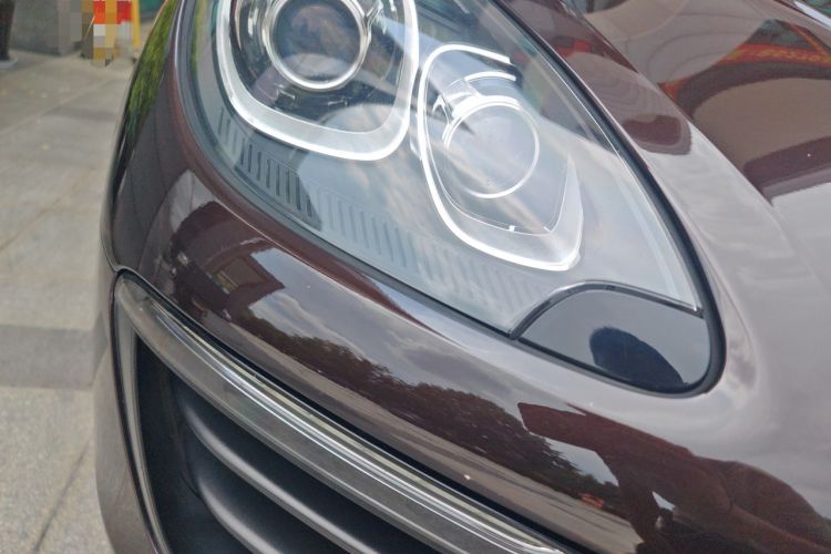Used Porsche Macan 2017 Macan 2.0T Right Front Headlight