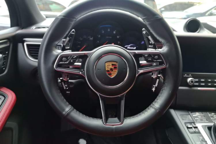 Used Porsche Macan 2017 Macan 2.0T Steering Wheel