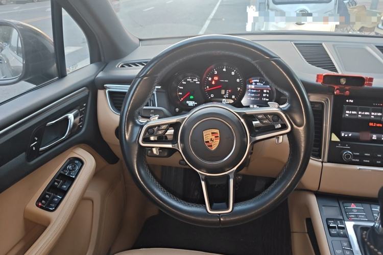 Used Porsche Macan 2017 Macan 2.0T Steering Wheel