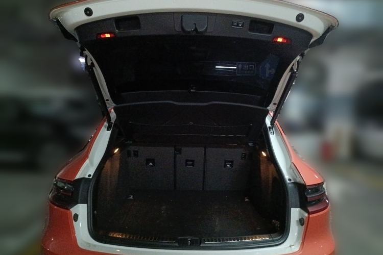 Used Porsche Macan 2017 Macan 2.0T Trunk