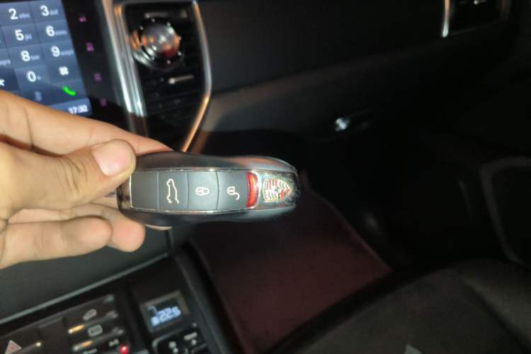 Used Porsche Macan 2017 Macan 2.0T Vehicle Key