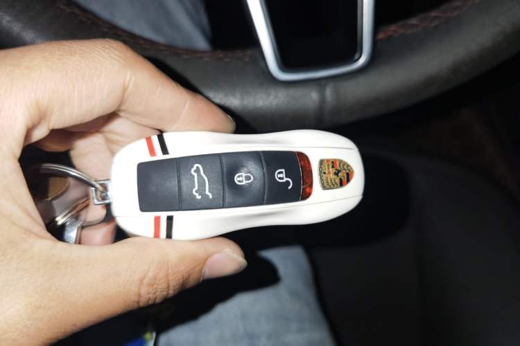 Used Porsche Macan 2017 Macan 2.0T Vehicle Key