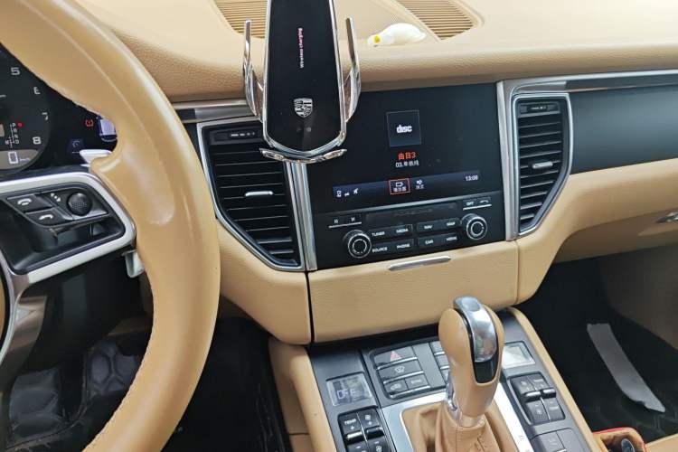 Used Porsche Macan 2017 Macan 2.0T Audio And AC Panel