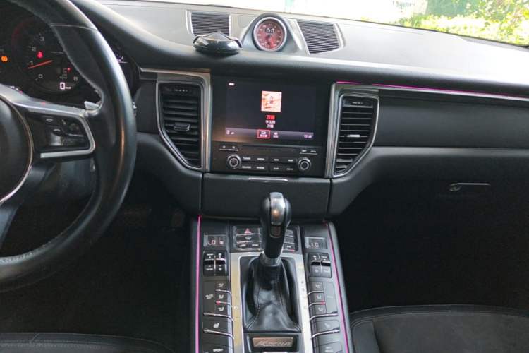 Used Porsche Macan 2017 Macan 2.0T Audio And AC Panel