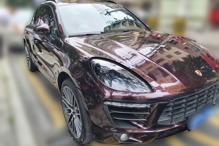Used Porsche Macan 2017 Macan 2.0T Front Right 45 Deg