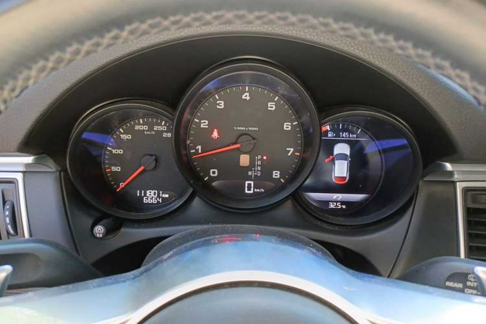 Used Porsche Macan 2017 Macan 2.0T Instrument Cluster