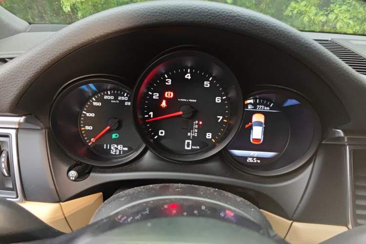 Used Porsche Macan 2017 Macan 2.0T Instrument Cluster