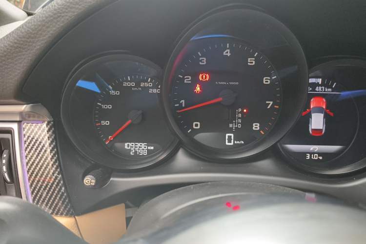 Used Porsche Macan 2017 Macan 2.0T Instrument Cluster