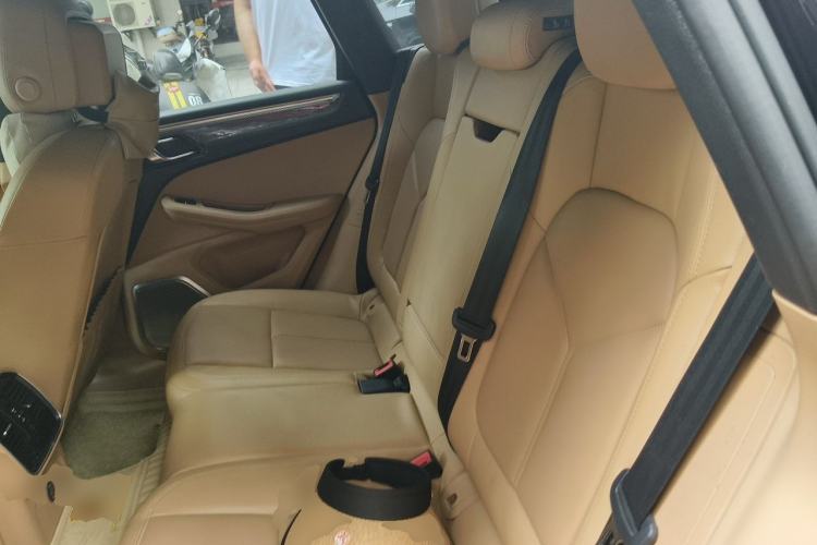 Used Porsche Macan 2017 Macan 2.0T Left Rear Seat