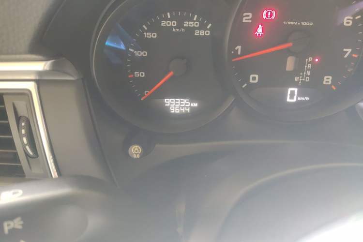 Used Porsche Macan 2017 Macan 2.0T Odometer Close Up