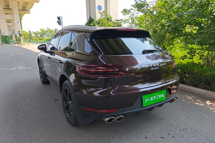 Used Porsche Macan 2017 Macan 2.0T Rear Left 45 Deg