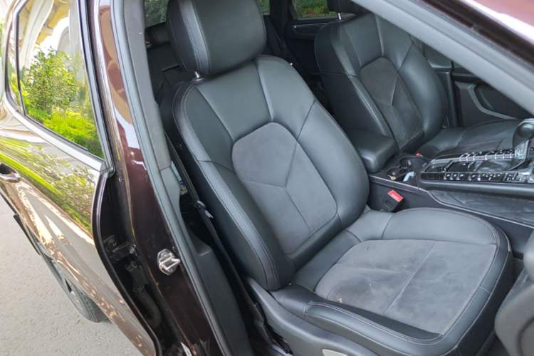 Used Porsche Macan 2017 Macan 2.0T Right Front Seat