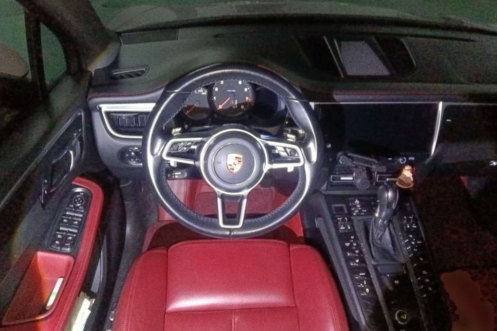 Used Porsche Macan 2017 Macan 2.0T Steering Wheel