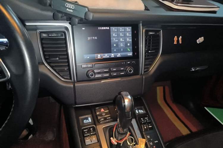 Used Porsche Macan 2017 Macan 2.0T Audio And AC Panel