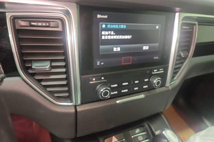 Used Porsche Macan 2017 Macan S 3.0T Audio And AC Panel