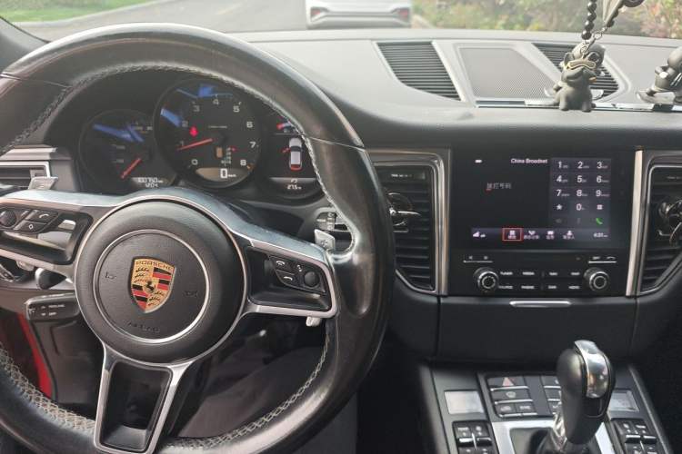 Used Porsche Macan 2017 Macan 2.0T Audio And AC Panel