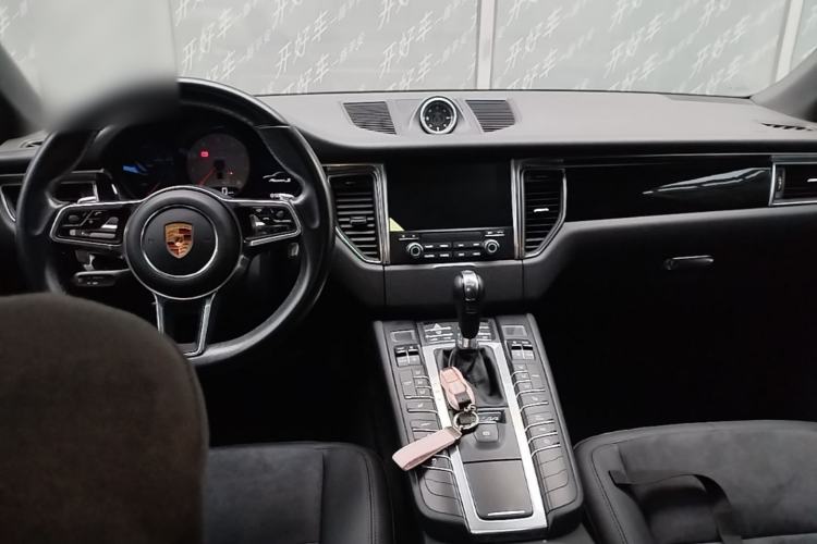 Used Porsche Macan 2017 Macan S 3.0T Center Console