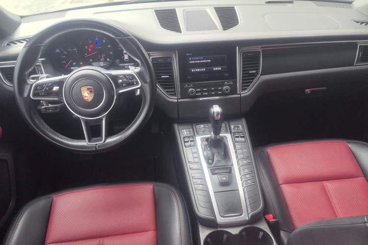 Used Porsche Macan 2017 Macan 2.0T Center Console