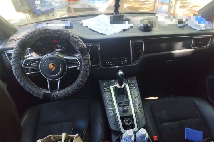 Used Porsche Macan 2017 Macan 2.0T Center Console