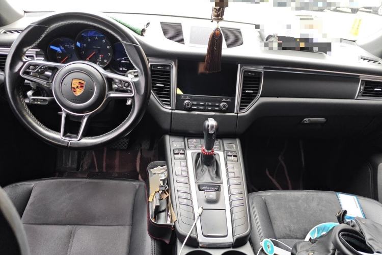 Used Porsche Macan 2017 Macan 2.0T Center Console