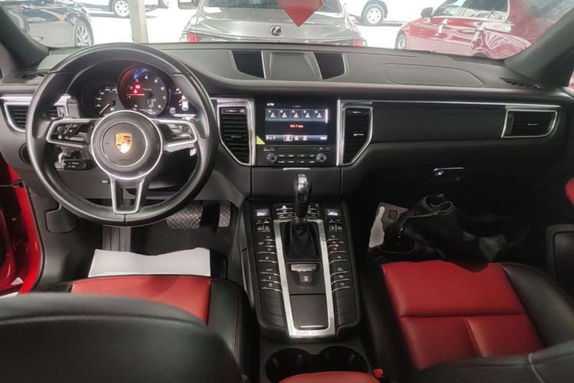 Used Porsche Macan 2017 Macan 2.0T Center Console