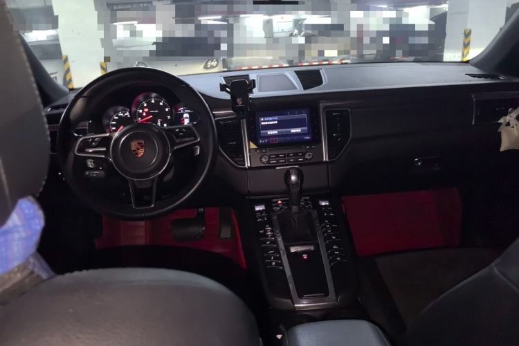 Used Porsche Macan 2017 Macan 2.0T Center Console