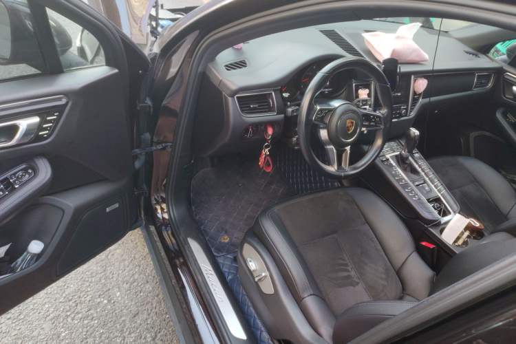 Used Porsche Macan 2017 Macan 2.0T Driver Seat