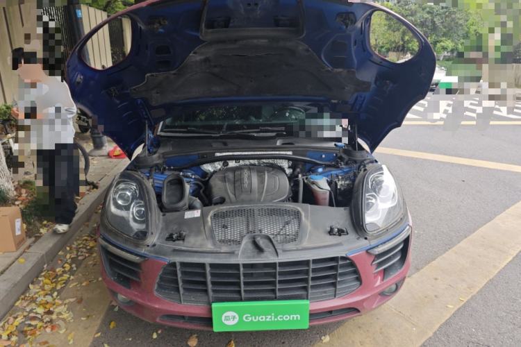 Used Porsche Macan 2017 Macan 2.0T Engine Bay