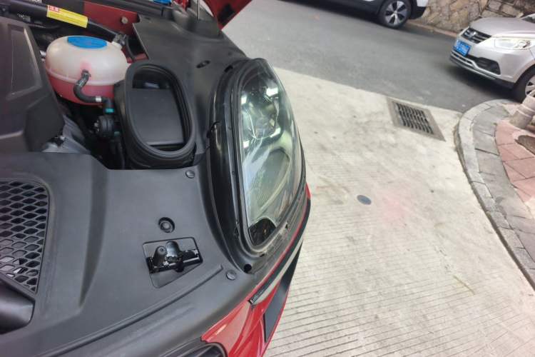Used Porsche Macan 2017 Macan GTS 3.0T Engine Bay Left