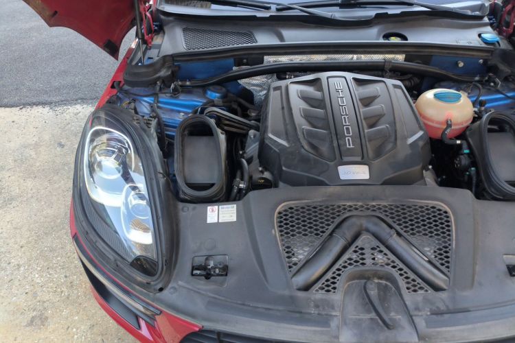 Used Porsche Macan 2017 Macan S 3.0T Engine Bay Right