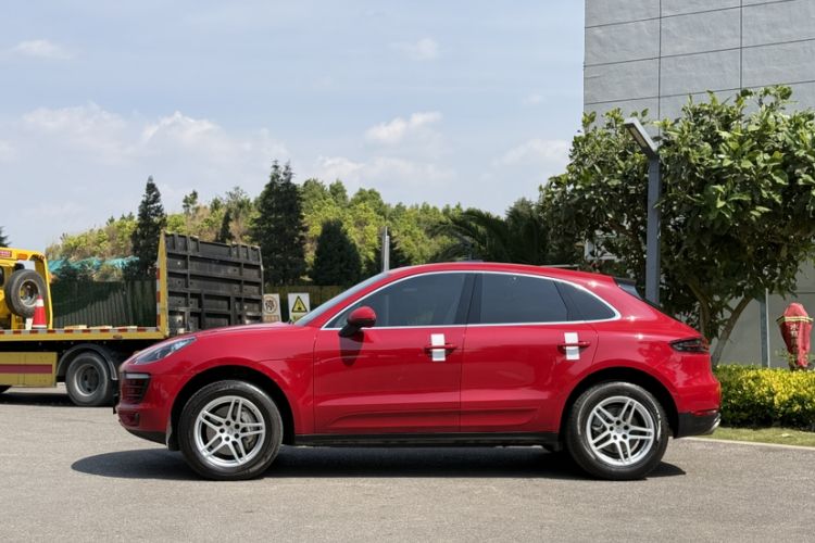 Used Porsche Macan 2017 Macan S 3.0T Exterior 2