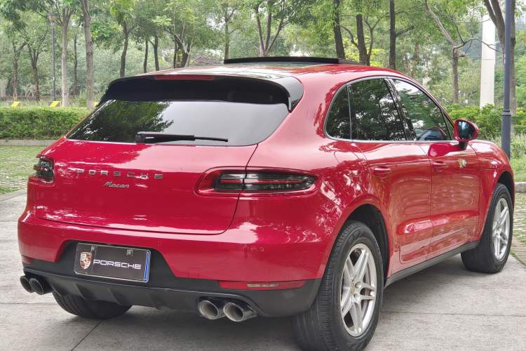 Used Porsche Macan 2017 Macan 2.0T Exterior 6