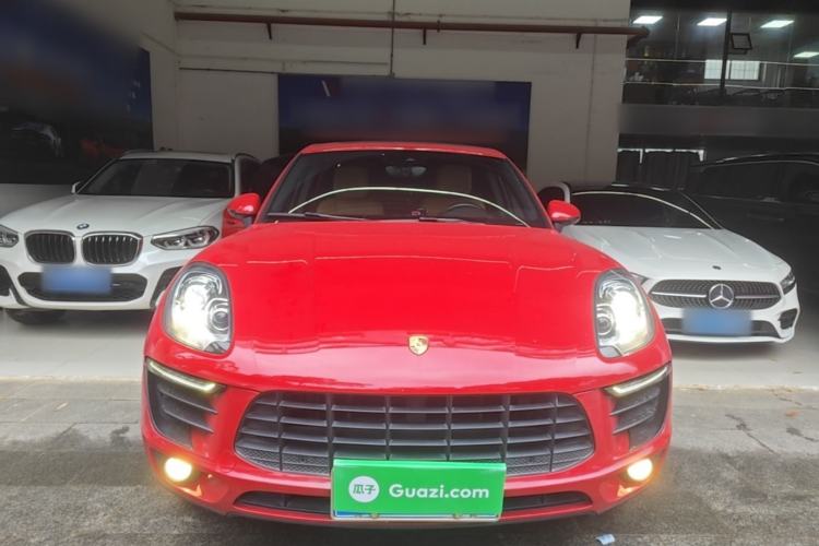 Used Porsche Macan 2017 Macan 2.0T Front