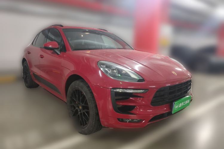 Used Porsche Macan 2017 Macan GTS 3.0T Front Right 45 Deg