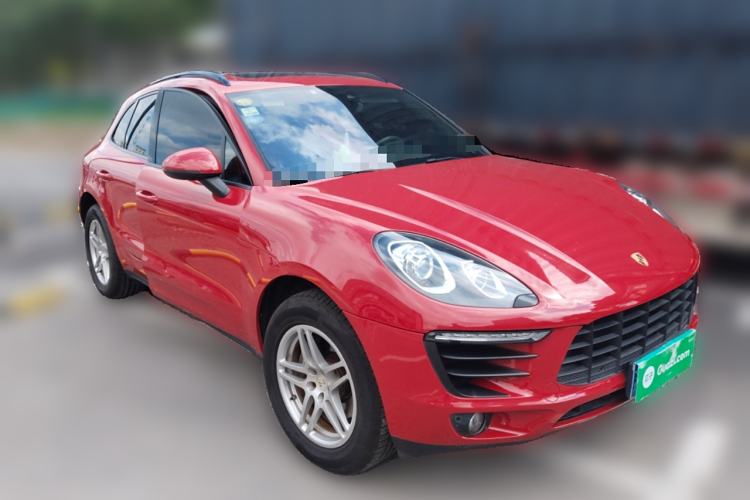 Used Porsche Macan 2017 Macan 2.0T Front Right 45 Deg