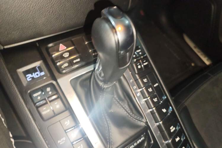 Used Porsche Macan 2017 Macan GTS 3.0T Gear Lever
