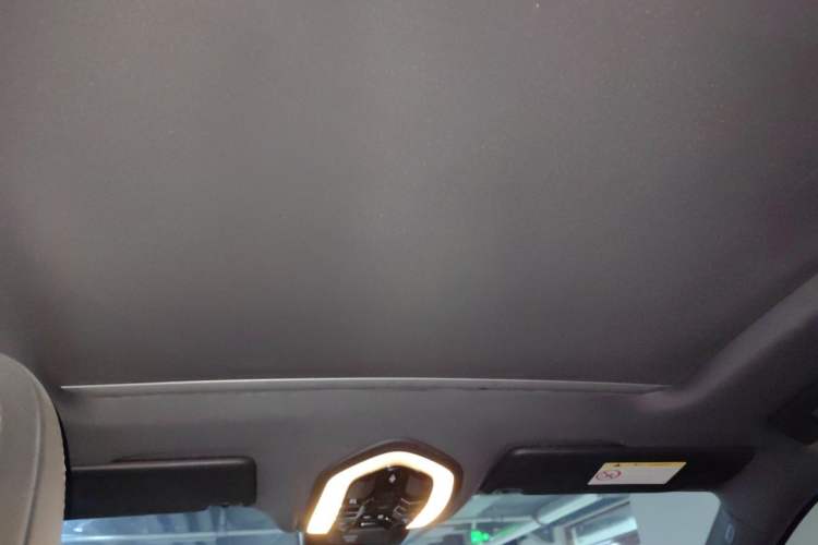 Used Porsche Macan 2017 Macan 2.0T Headliner