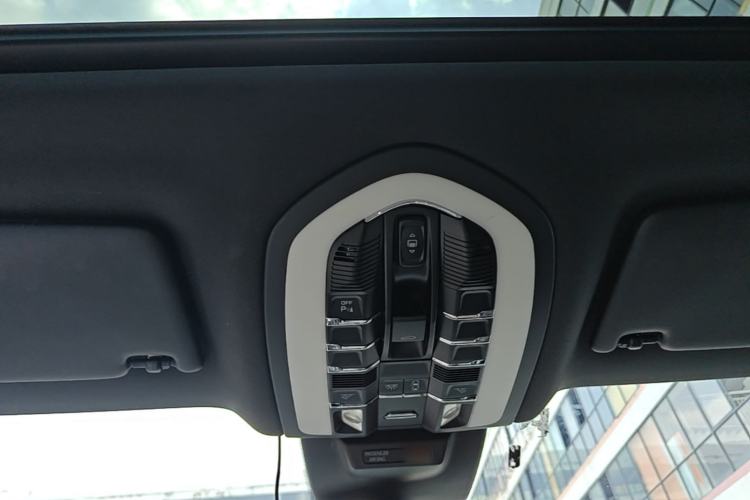 Used Porsche Macan 2017 Macan 2.0T Headliner