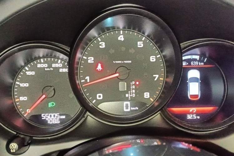 Used Porsche Macan 2017 Macan 2.0T Instrument Cluster
