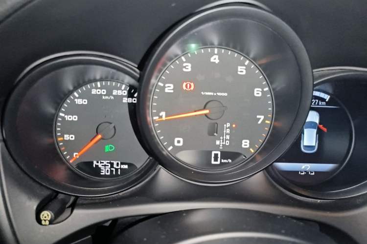 Used Porsche Macan 2017 Macan 2.0T Instrument Cluster