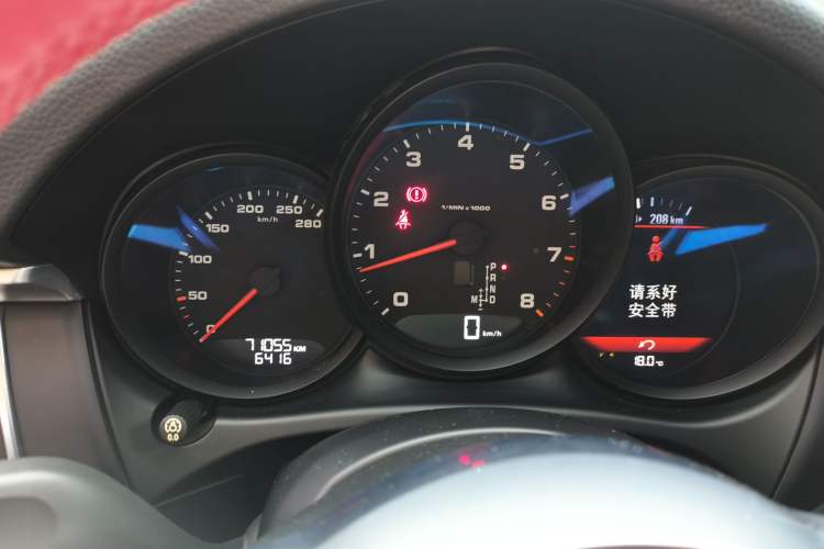 Used Porsche Macan 2017 Macan 2.0T Instrument Cluster
