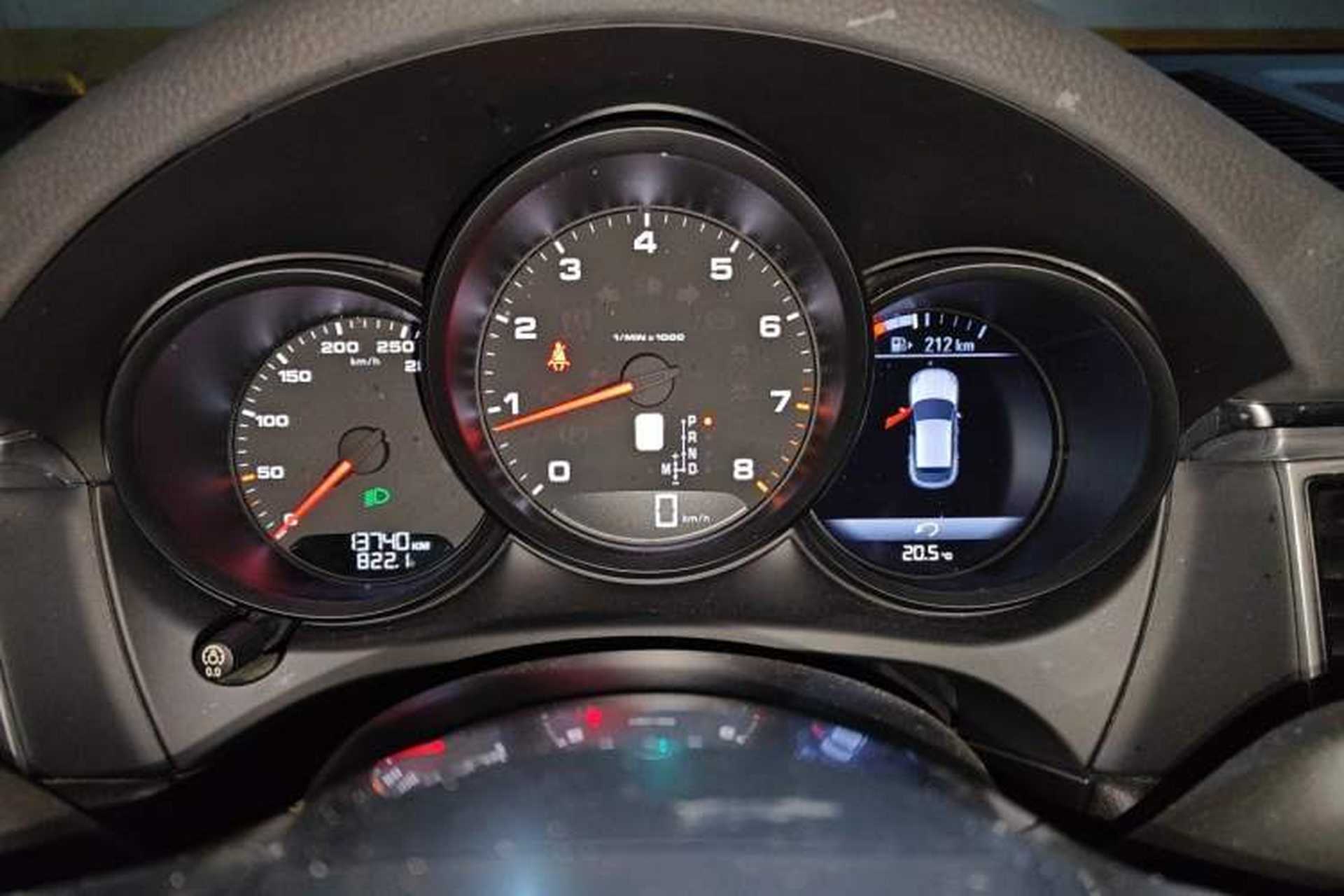 Used Porsche Macan 2017 Macan 2.0T Instrument Cluster